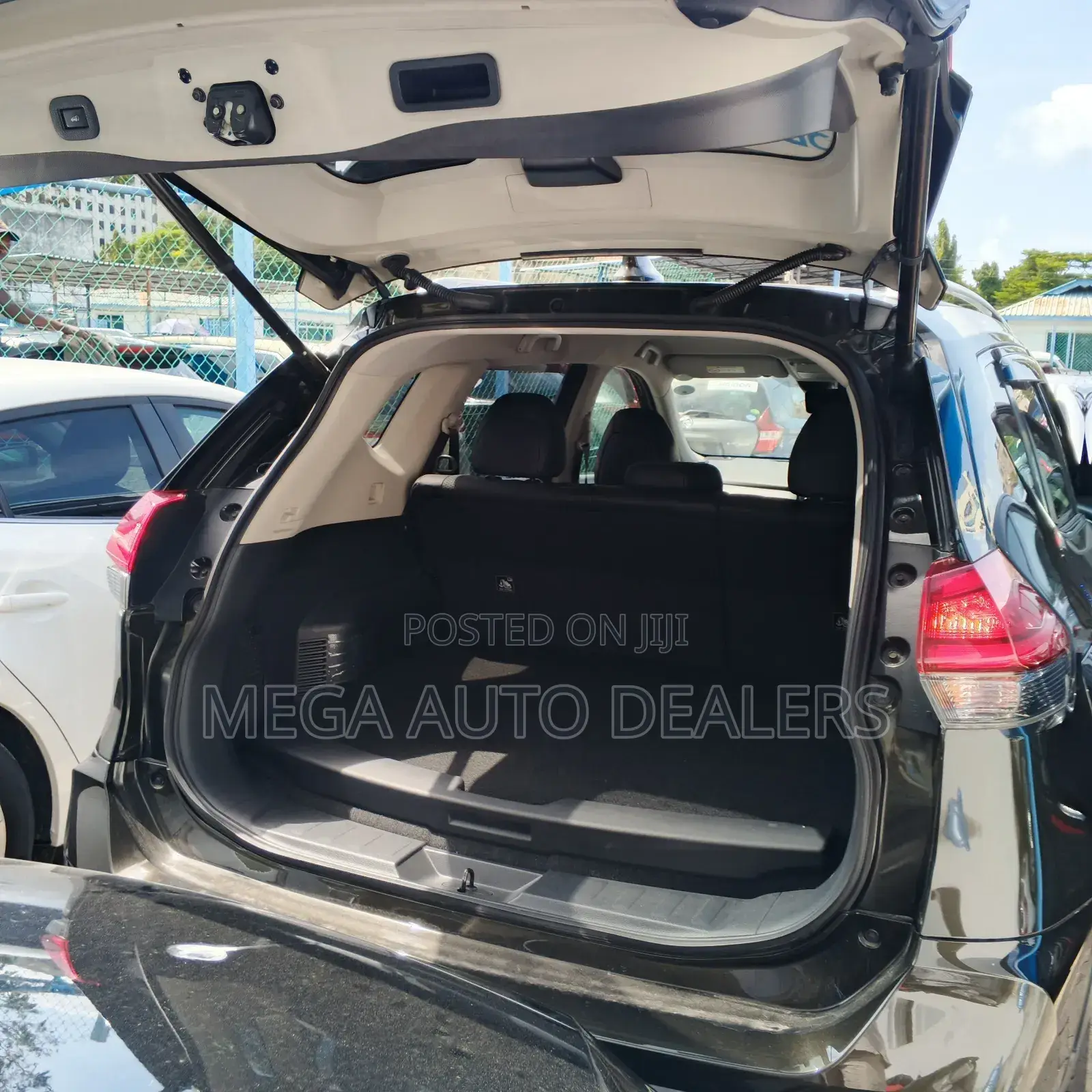 Nissan X-Trail 2018 Green