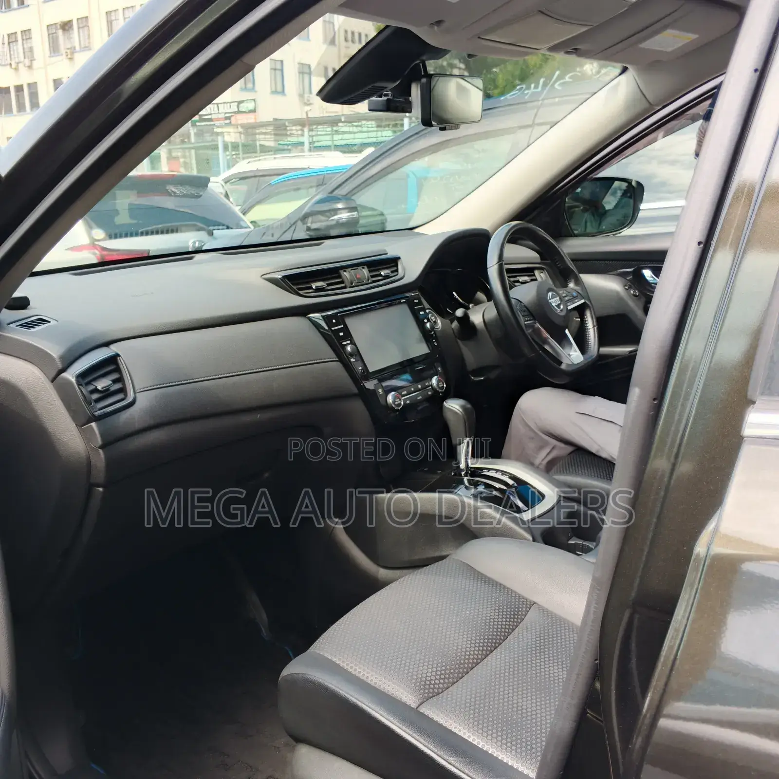 Nissan X-Trail 2018 Green