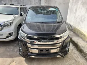 Toyota Noah 2.0 AWD (7 Seater) 2018 Black
