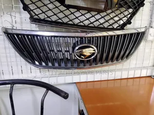 Toyota Harrier 240 Grill