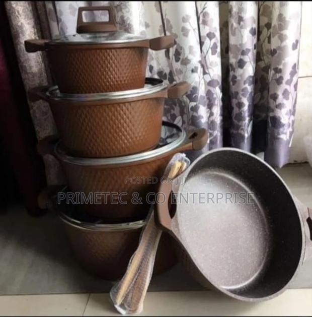 12pc Unique Cookware Set