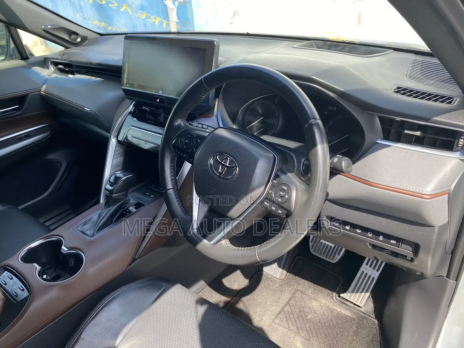 Toyota Harrier 2020 White