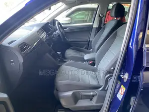 Volkswagen Tiguan 2018 Blue