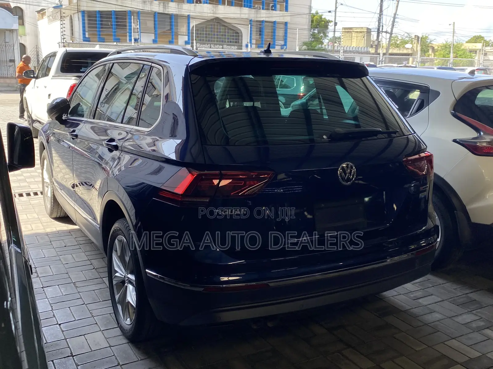 Volkswagen Tiguan 2018 Blue