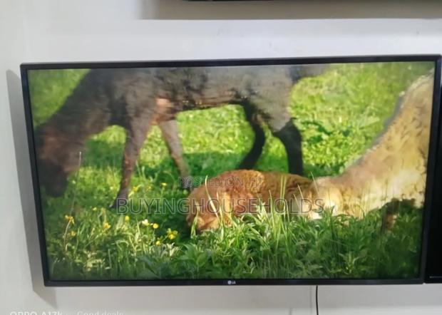 Lg 43" Smart Tv - thumbnail 2