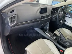 Mazda Axela 2018 White