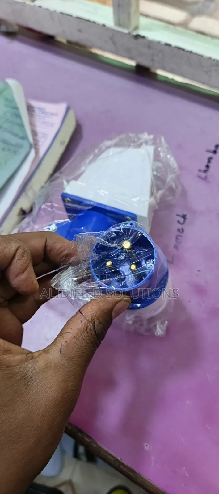 16a 3pin Industrial Socket