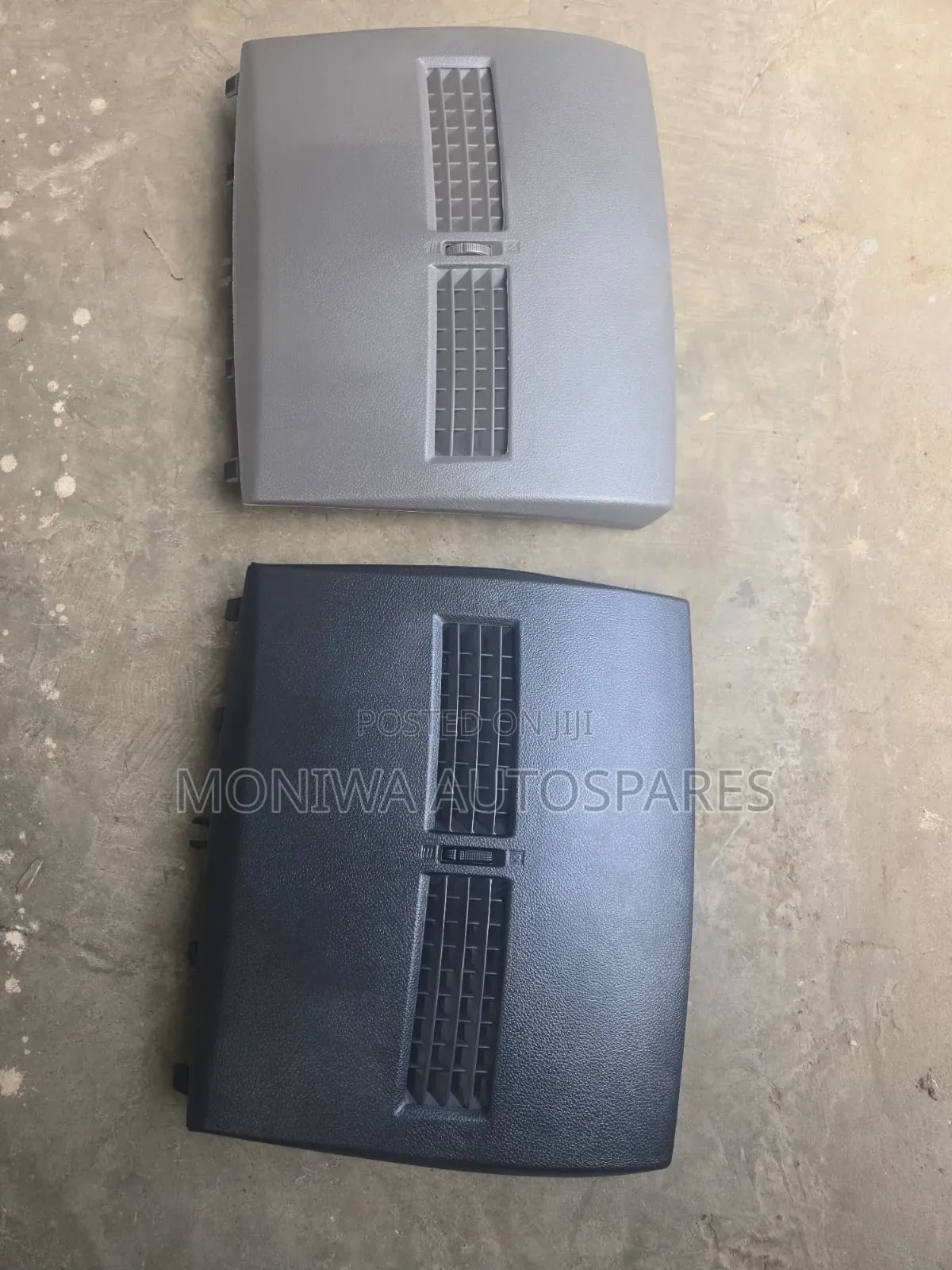 Dashboard /Dash Vent Nissan Tiida