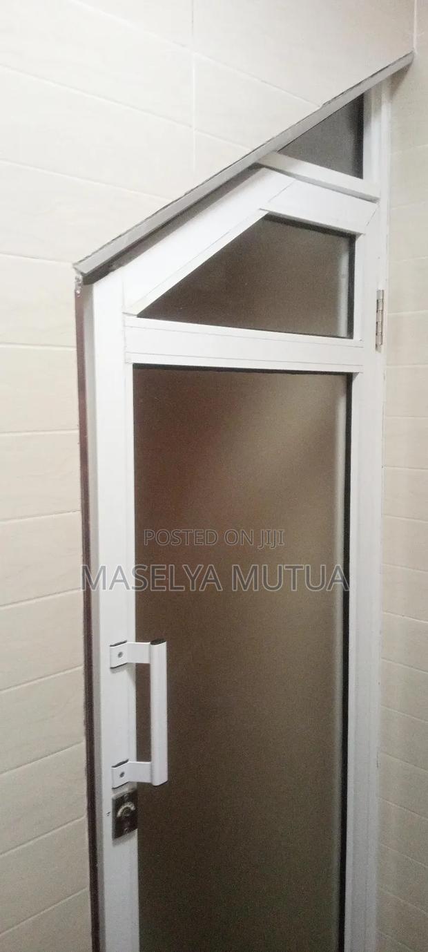 Single Door - main view