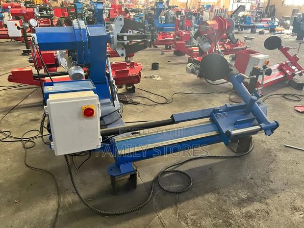 Truck Tyre Changer Machine Commercial - thumbnail 3