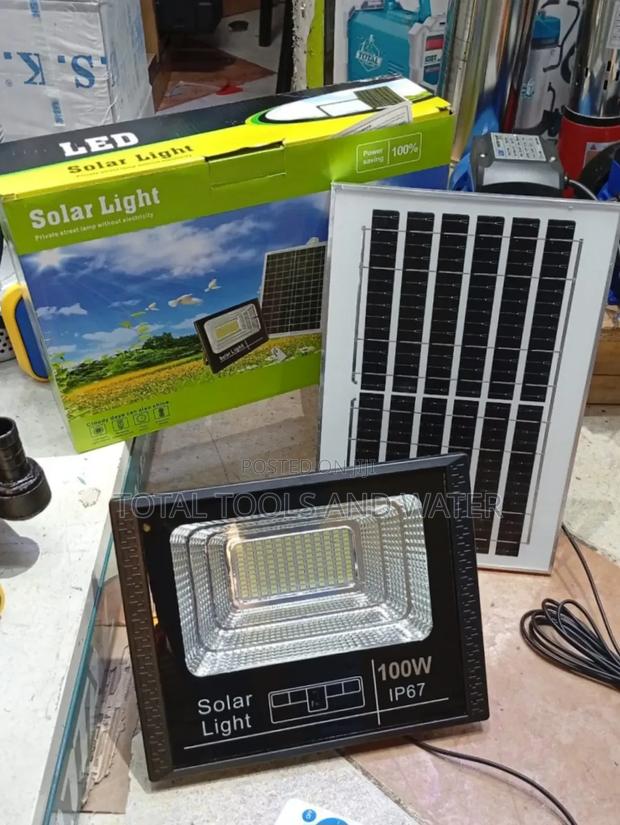Outdoor Led Solar Flood Light 100w Plus Solar Panel