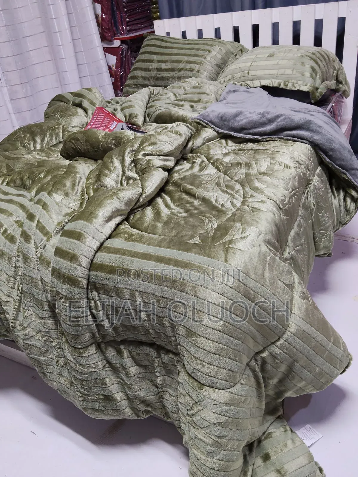 Super Soft Duvet , Bedsheet , Two Pillowcases