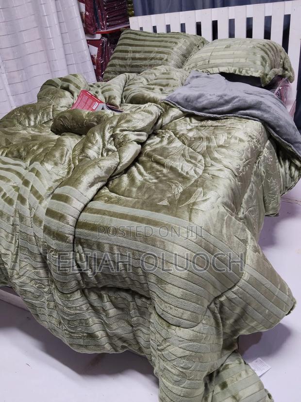 Super Soft Duvet , Bedsheet , Two Pillowcases - thumbnail 2