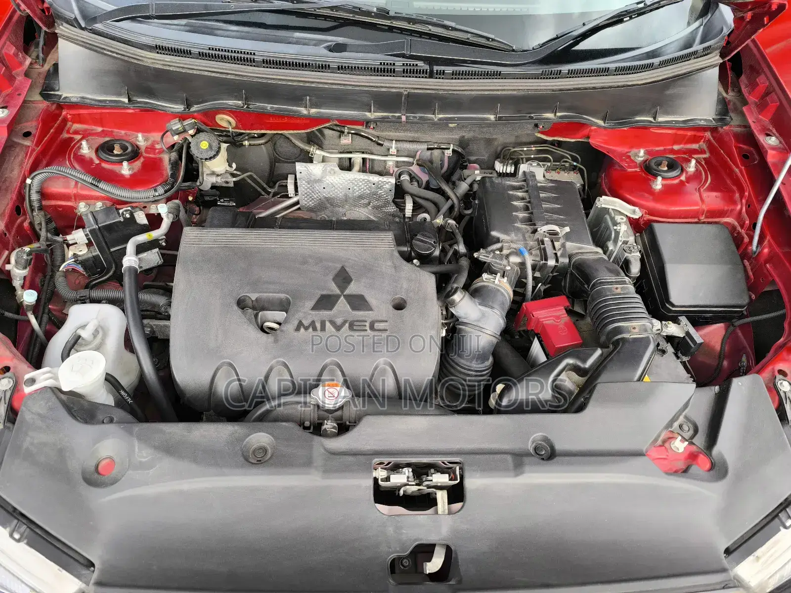 Mitsubishi RVR 2018 Red