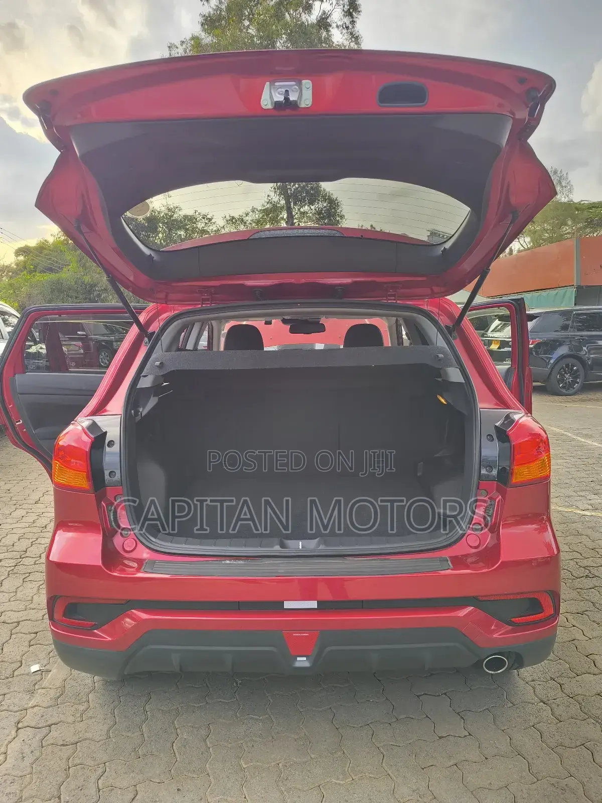 Mitsubishi RVR 2018 Red
