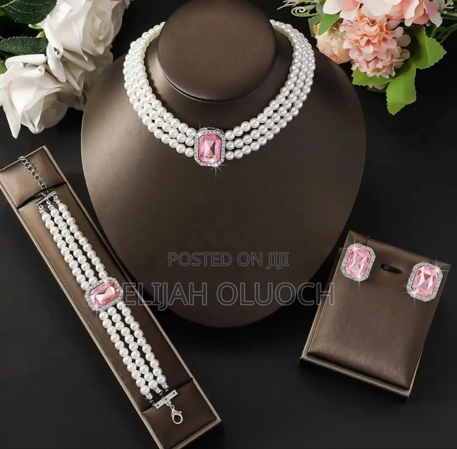 3 Pieces Set Jewellery/Multi Layered Pearl Set