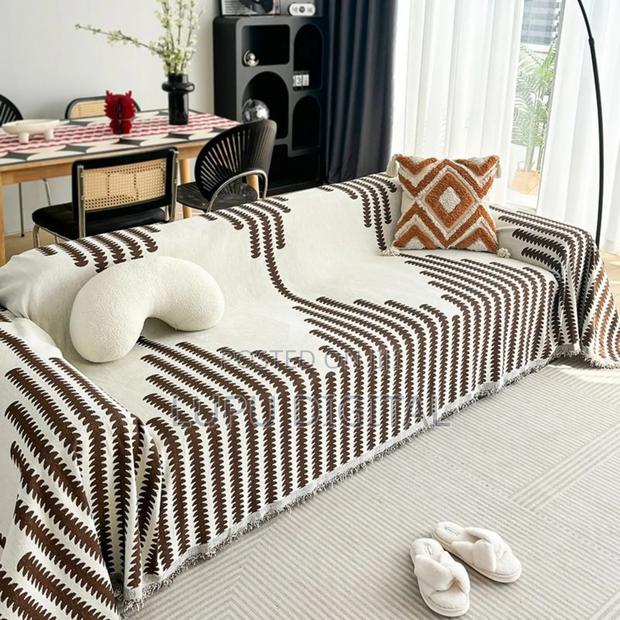 Quality Chenille Cotton Slip Sofa - thumbnail 9