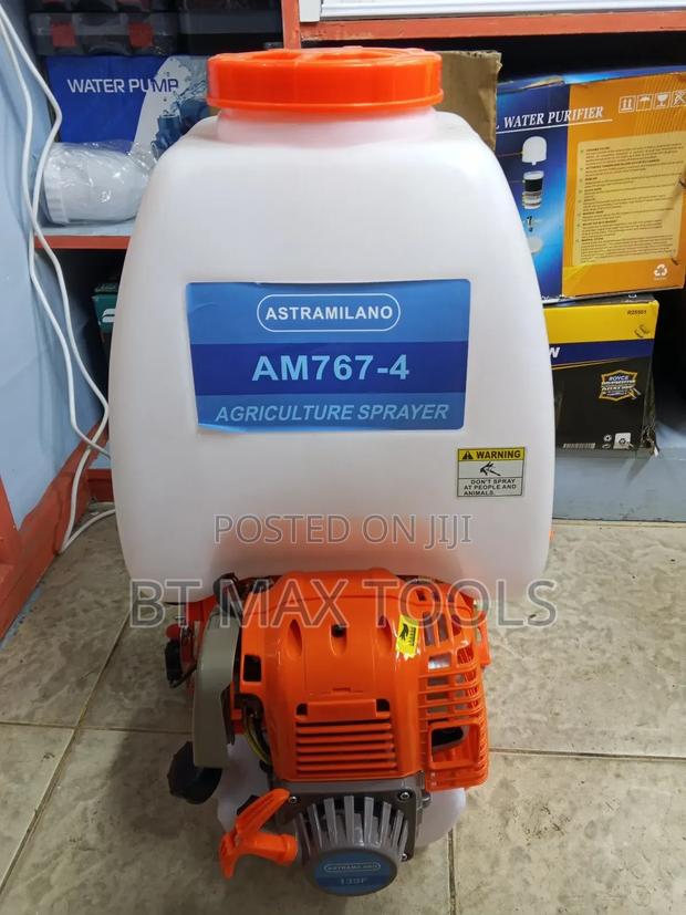 Astramilano 4 Stroke Agricultural Sprayer - thumbnail 2