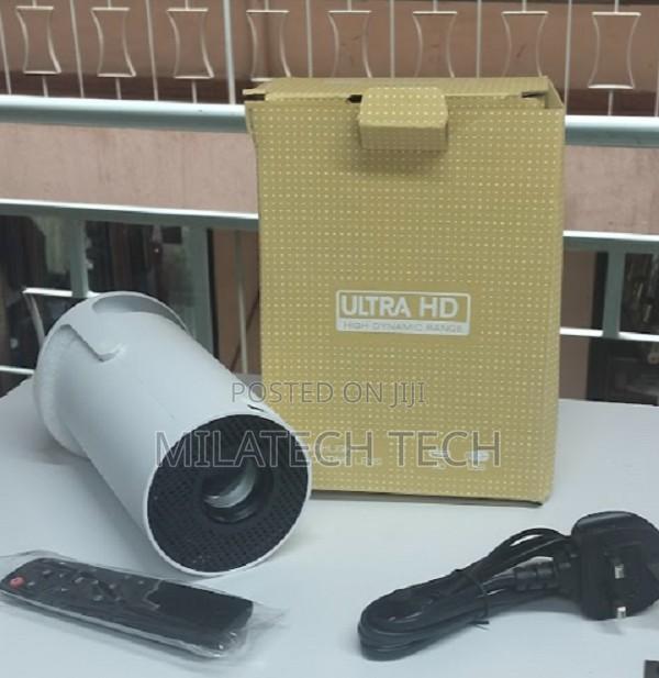 .Android Projector Wifi Bluetooth - main view