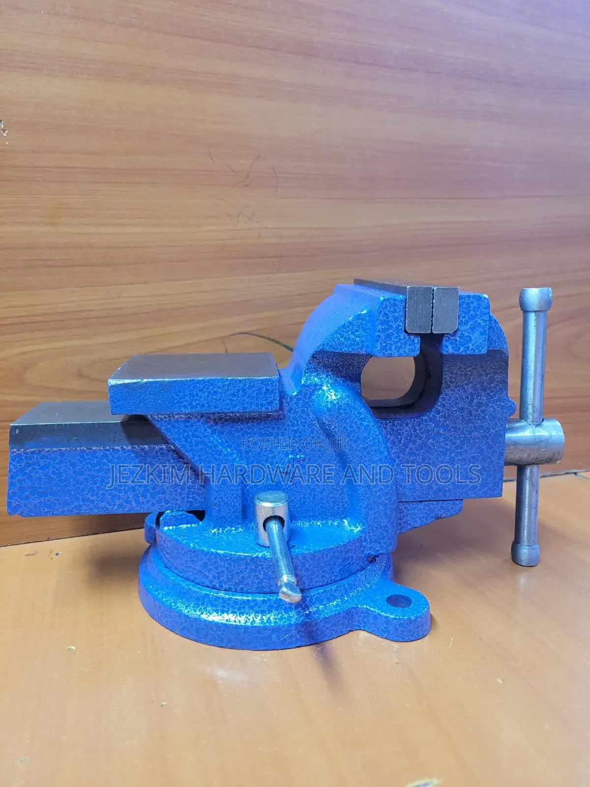 Bench Vise 4"