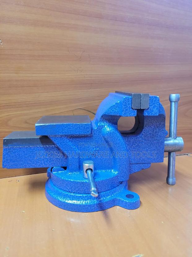 Bench Vise 4"