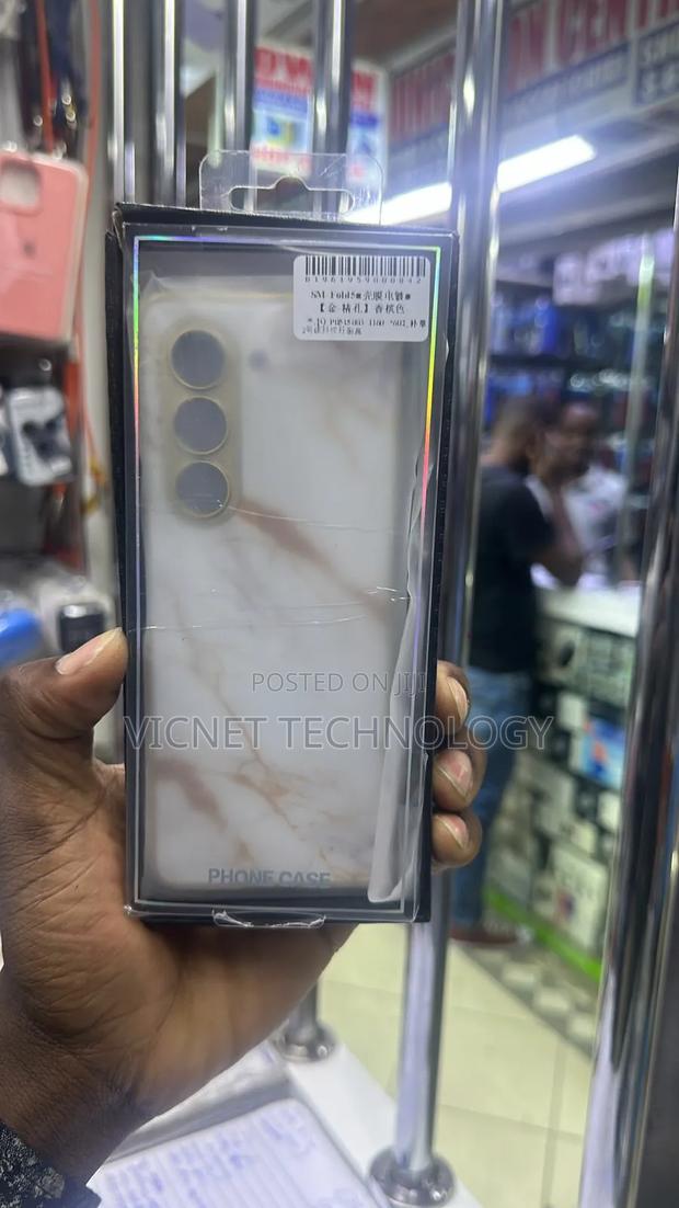 Samsung Fold 5 Marble Case With Front Screen Protector - thumbnail 2