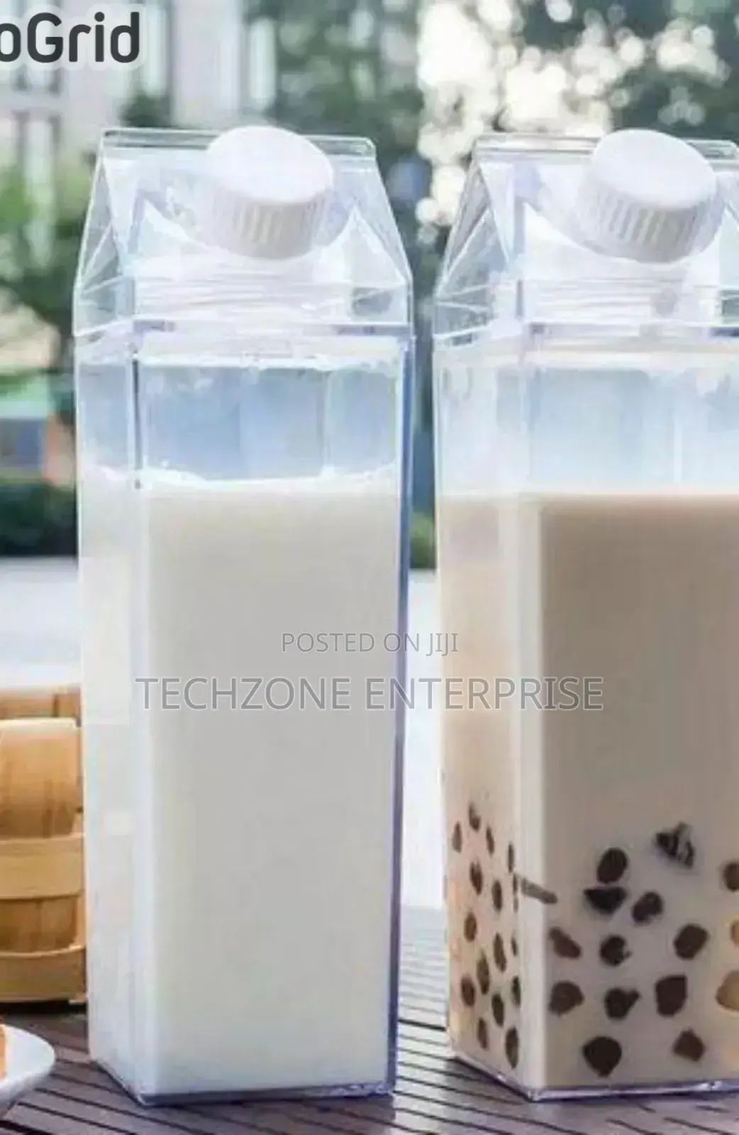 *Acrylic Classic Milk Carafe - 1 Litre*