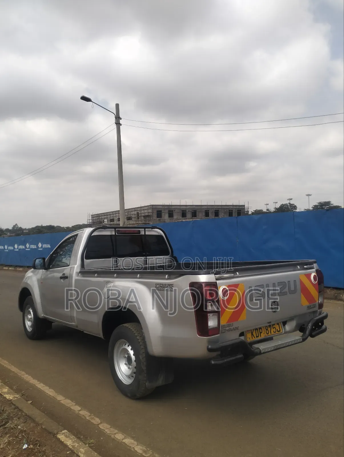 Isuzu D-MAX 2023 Silver