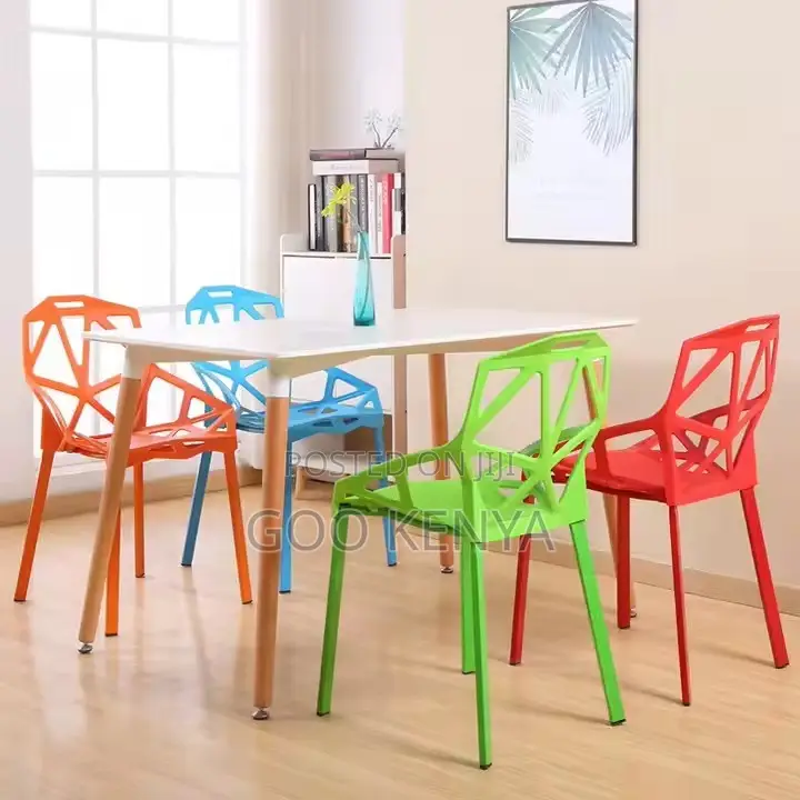 Dining Chair ; Generic Modern Plastic Dining Chair