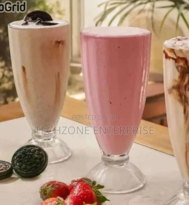 *Quality Set of 6 Smoothie / Milkshake Glasses