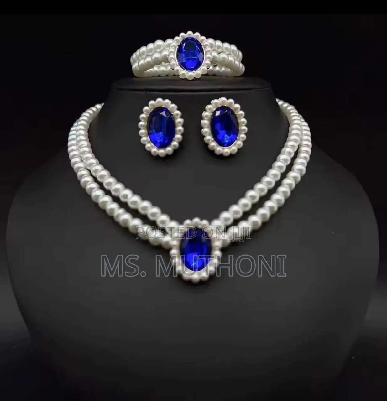 Ladies 3 Pc Set Jewellery/Double Layered Pearl Set