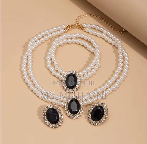 Ladies 3 Pc Set Jewellery/Double Layered Pearl Set - thumbnail 5
