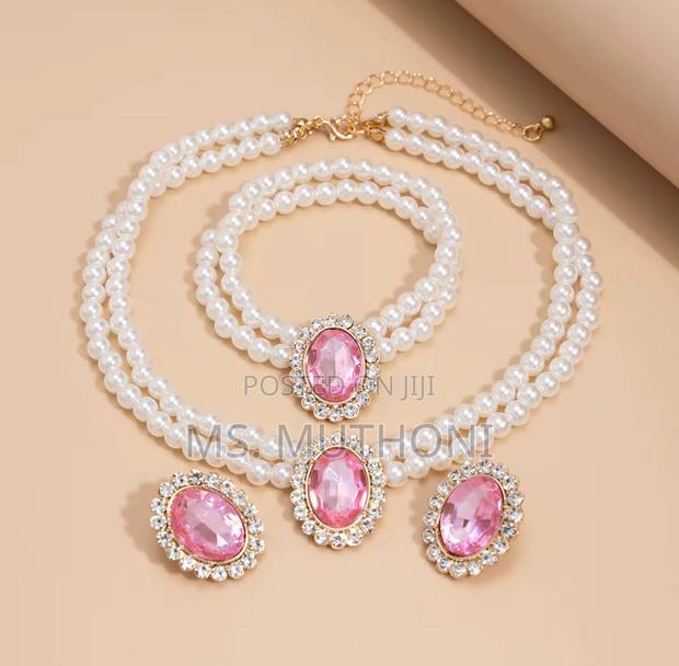 Ladies 3 Pc Set Jewellery/Double Layered Pearl Set - thumbnail 6