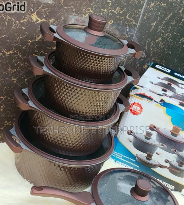 *Brown Tc 10 PCS Granite Diecast Cookware Set 