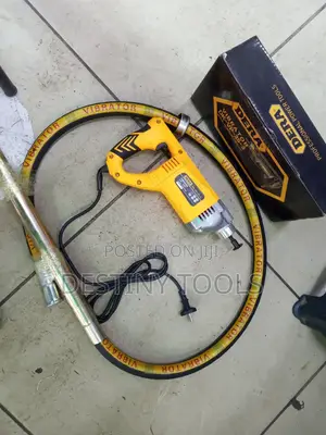 Dera Concrete Electric Vibrator Machine