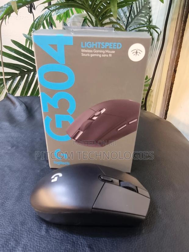 Replacement G304 Lightspeed Wireless Gaming Mouse - thumbnail 3