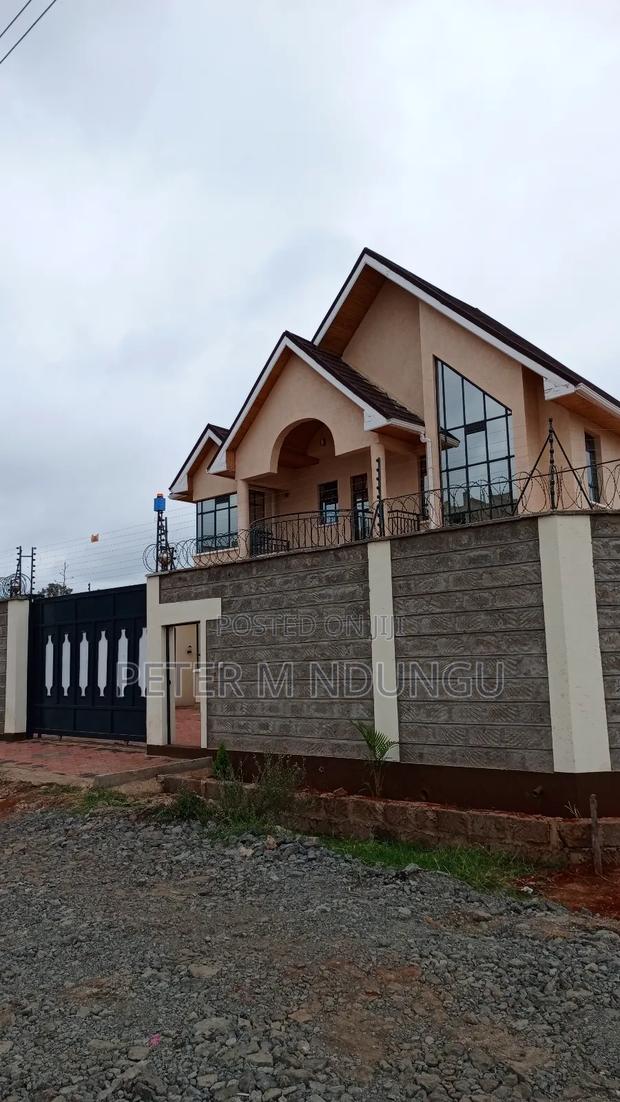 4bdrm Maisonette in Kamakis for sale