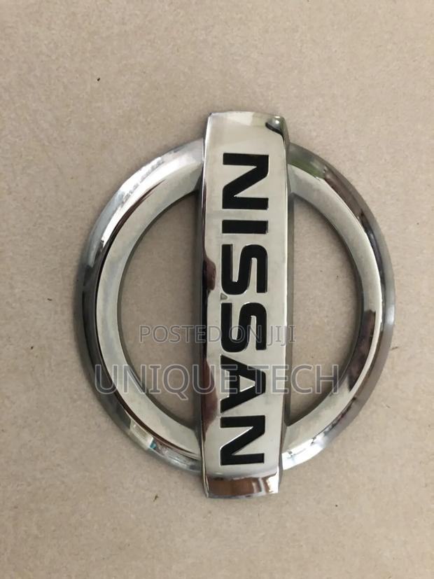 Nissan Note Emblem Badge – Front or Rear Chrome Logo