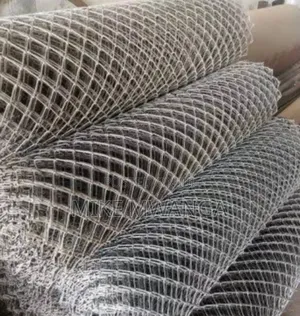 Modern Chain Link