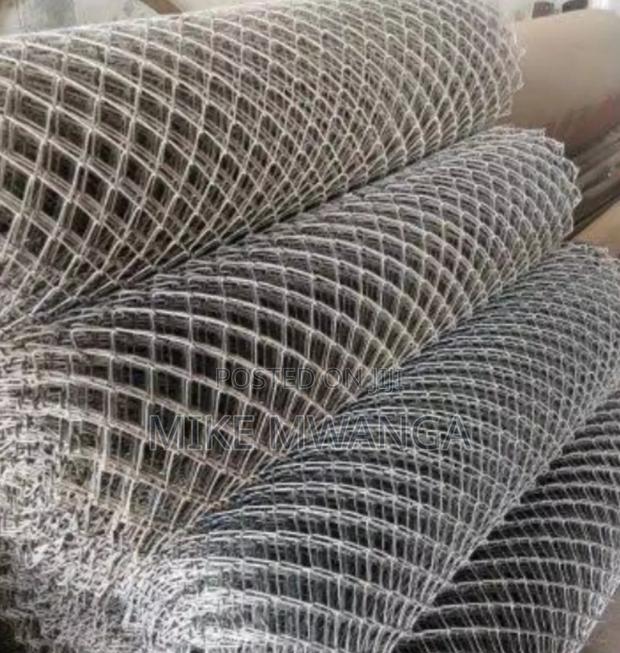 Modern Chain Link