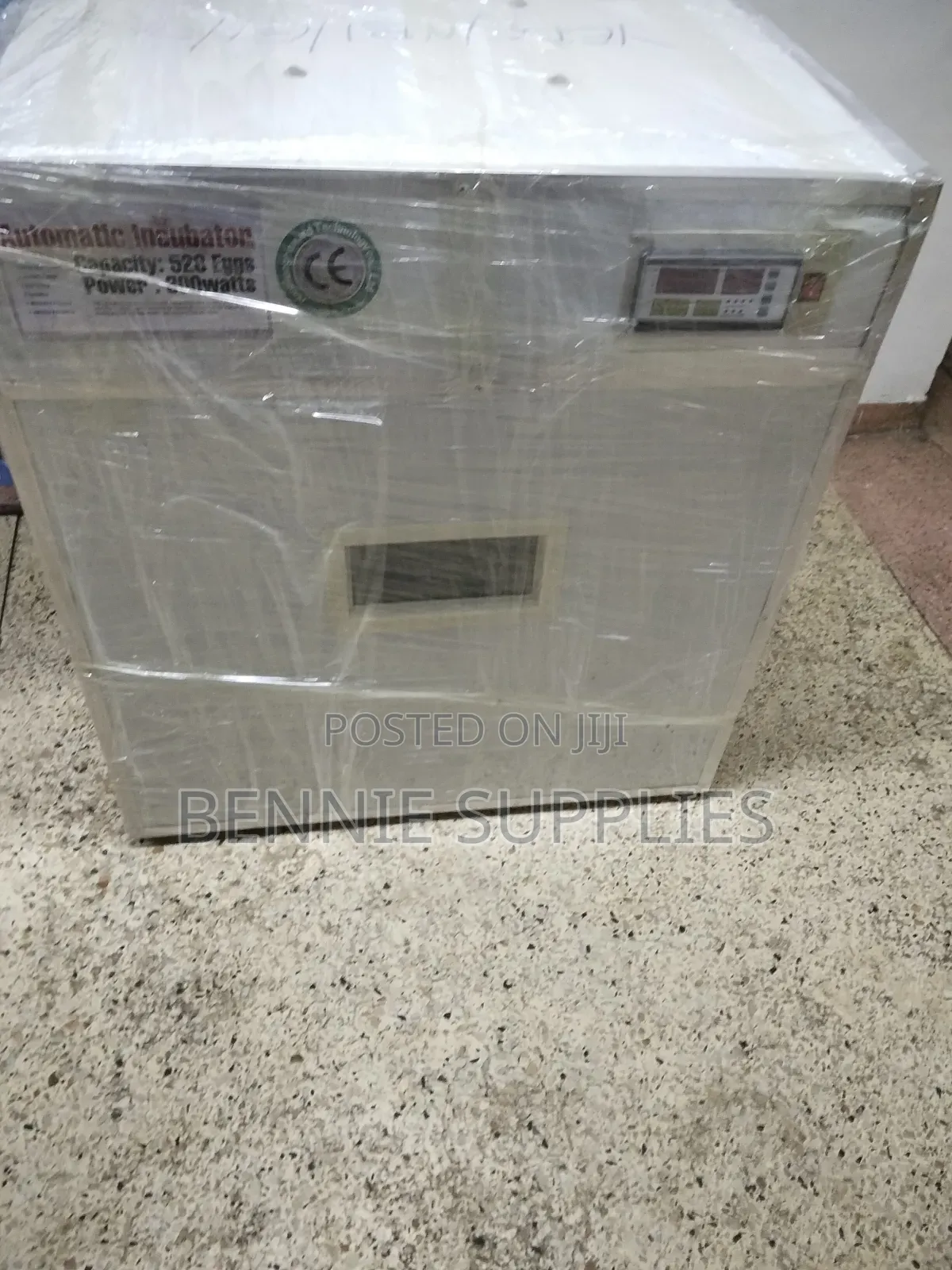 Desirable 528 Egg Incubator / Available 528 Egg Incubator