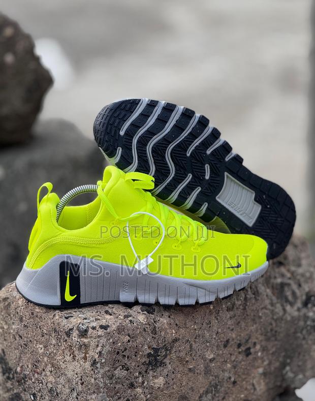 Quality Workout /Gym Sneakers Size 40-45 - thumbnail 2