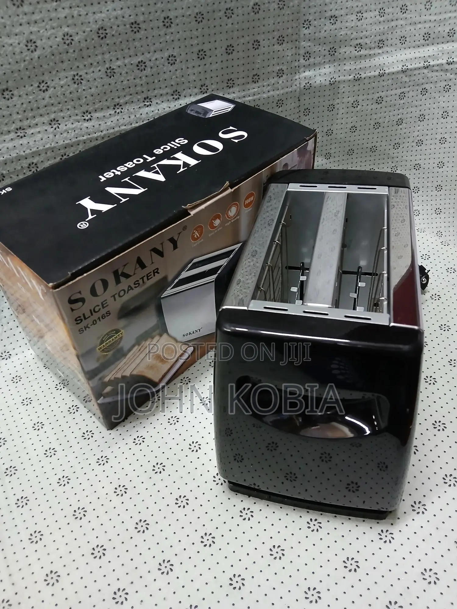 2-Slice Bread Toaster – Adjustable Browning With Crumb Tray
