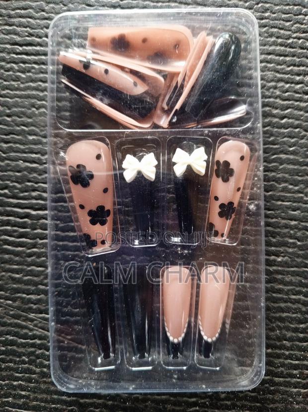 24pc Full Cover Nail Handmade Long Press on Nails - thumbnail 3