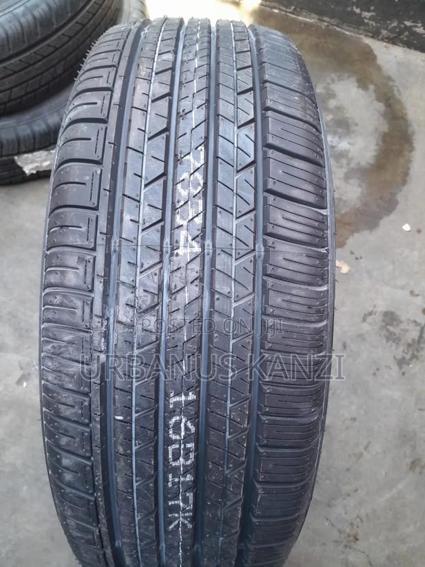 235/55r19 Dunlop Tute - main view