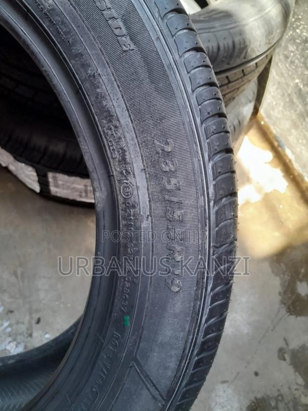 235/55r19 Dunlop Tute - thumbnail 2