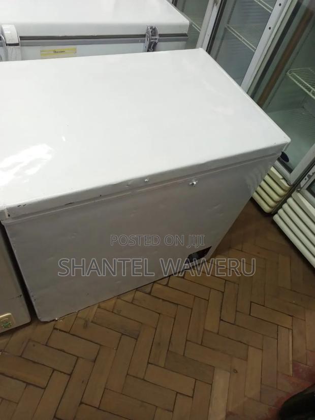 250litres White Premier Chest Freezer