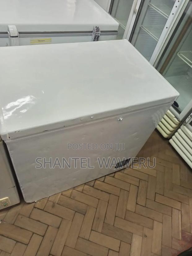 250litres White Premier Chest Freezer - thumbnail 4