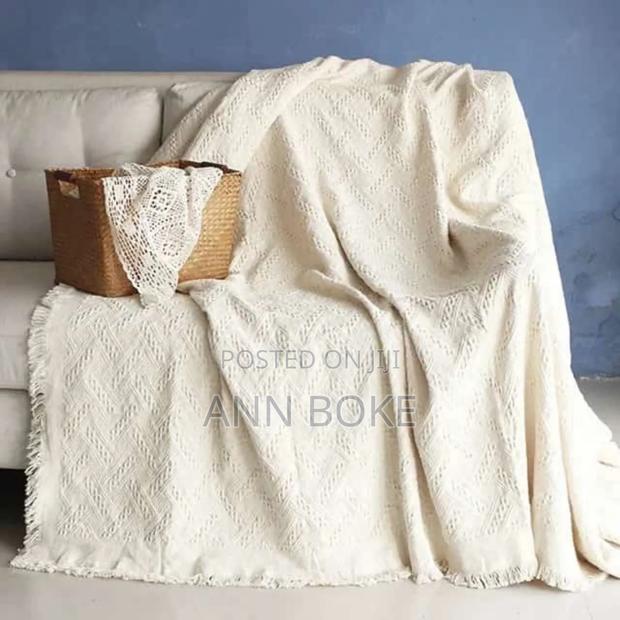 
Solid Tassel Multipurpose Decorative Throw Blanket - thumbnail 3