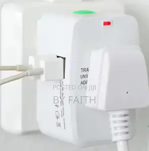 Universal Travel Adapter9* 